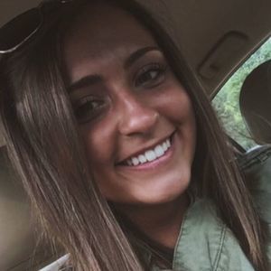 Meet your Posher, Jillian